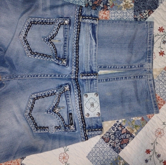 Women's Miss Me Jeans - Picture 4 of 5